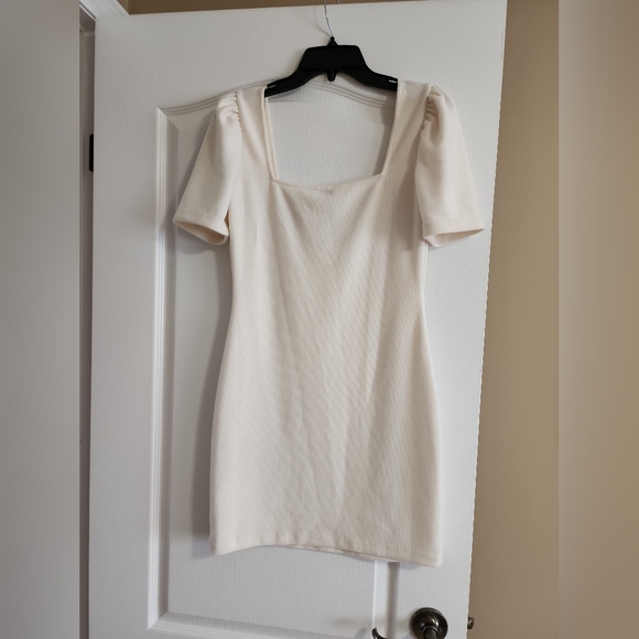 Puff Sleeve Mini Dress - Picture 6 of 15